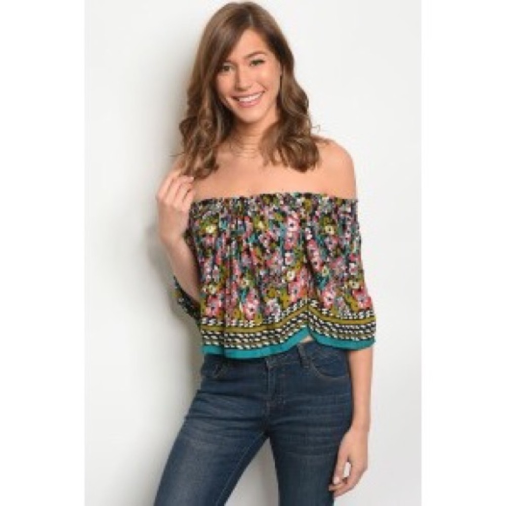 ⚡️5/$15 Off Shoulder Bohemian Top